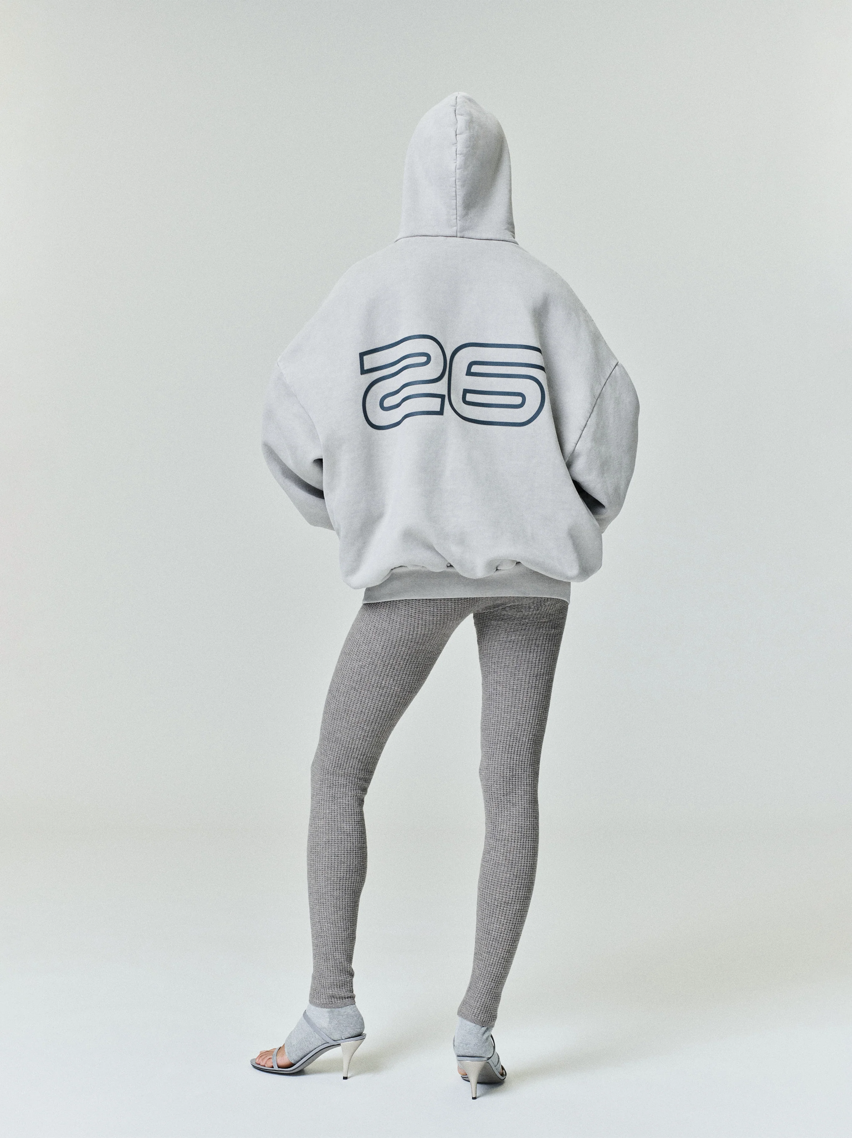 Heavy Fleece 90s Hoodie - Image 9