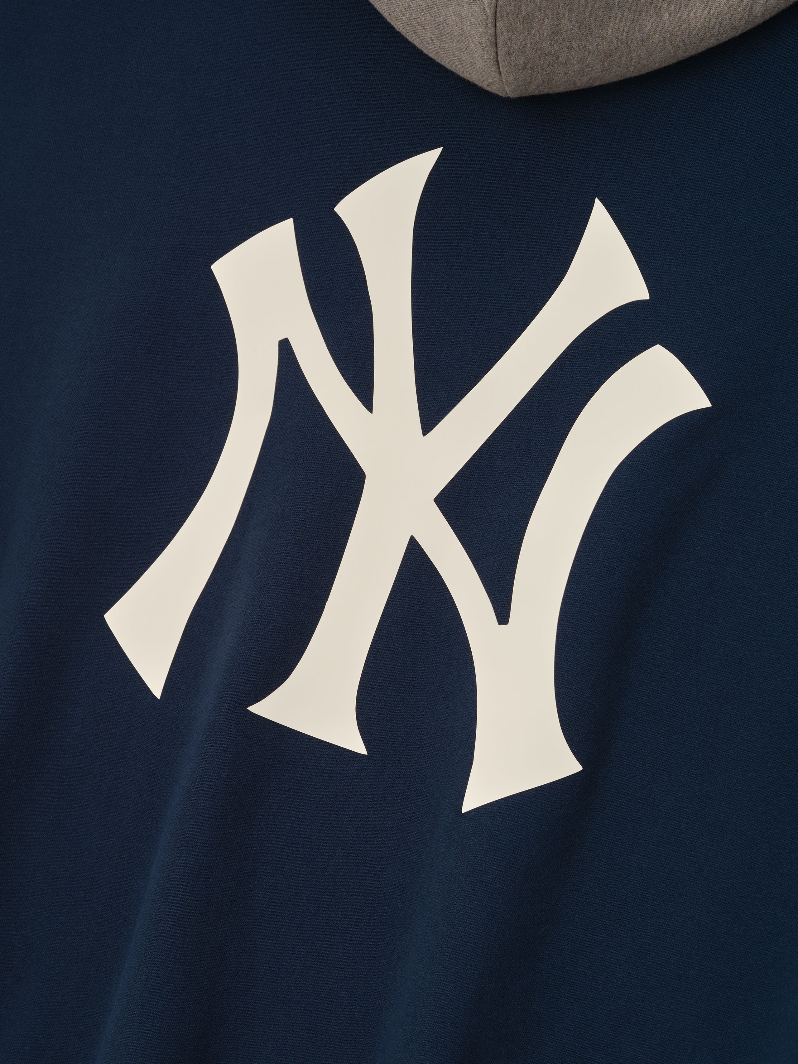 Yankees Sport Hoodie - Image 4