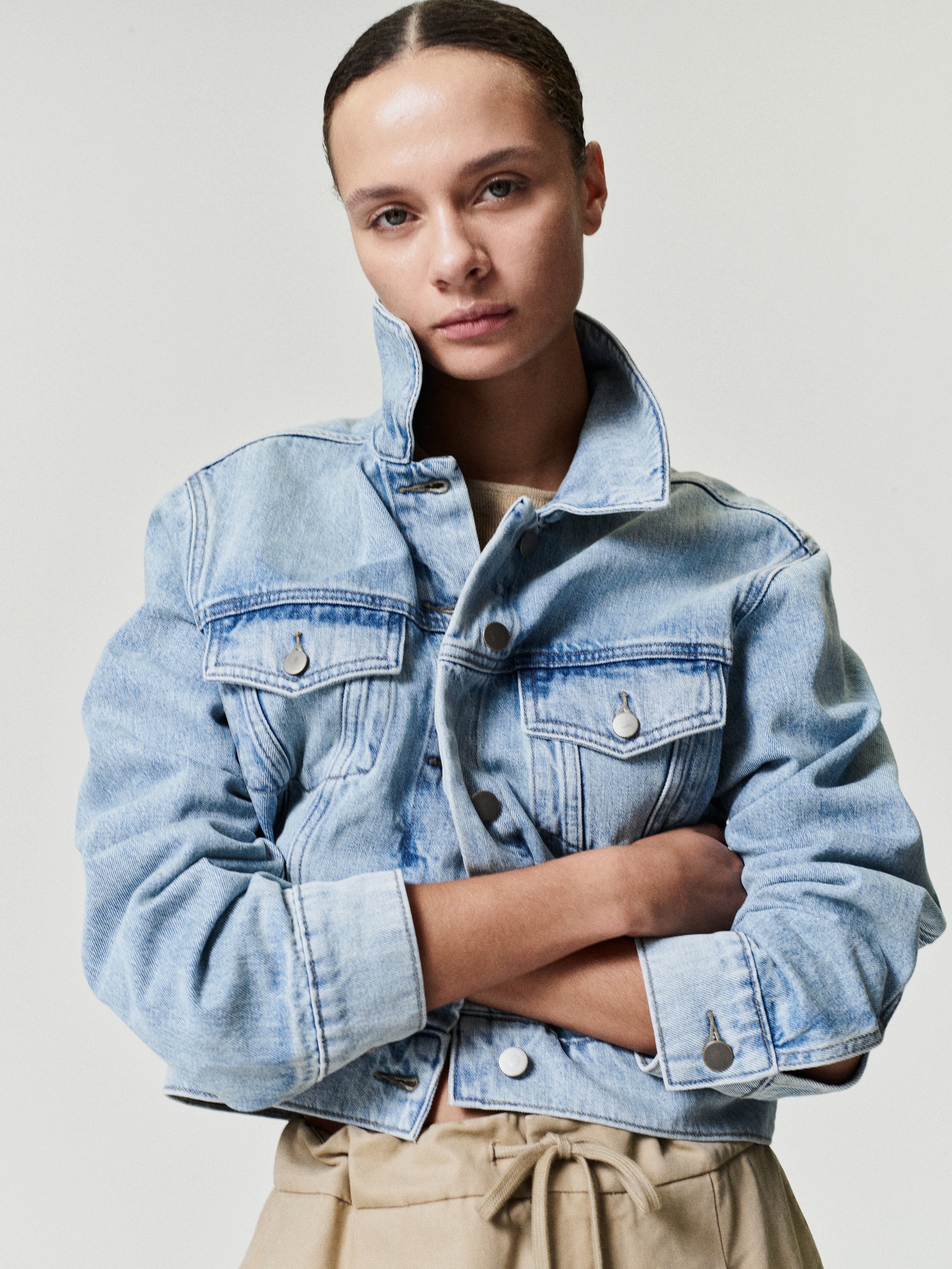 Womens Denim Trucker Jacket - Image 2